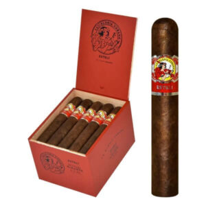 ESTELI GIGANTE