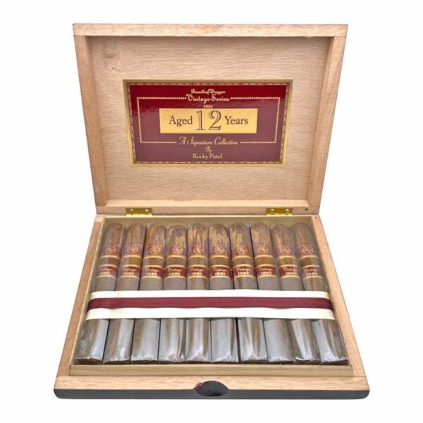 VINTAGE SERIES 12 YEARS CHURCHILL